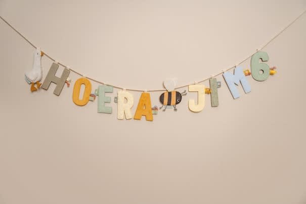 little dutch letterslinger 7