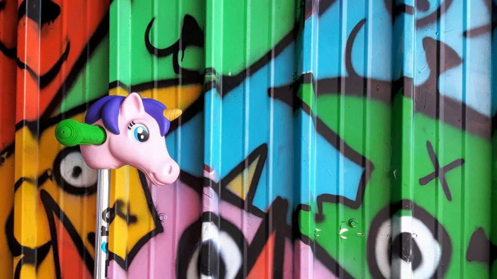 scootaheadz eenhoorn paars/roze