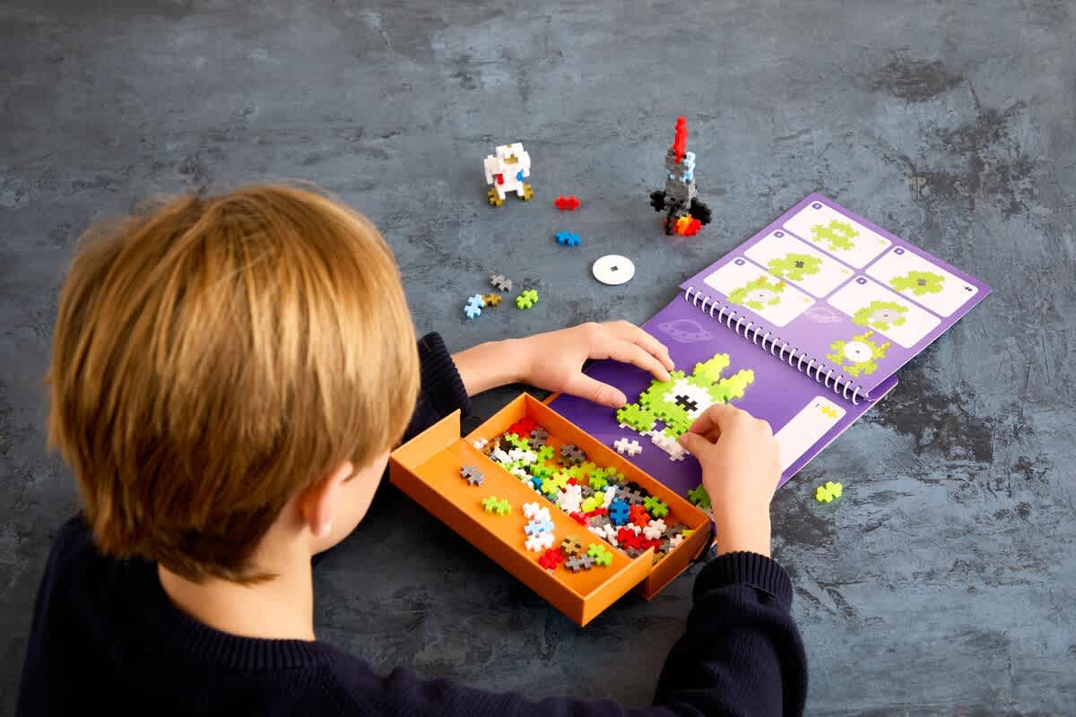 plus plus activity pad ruimte 125pc