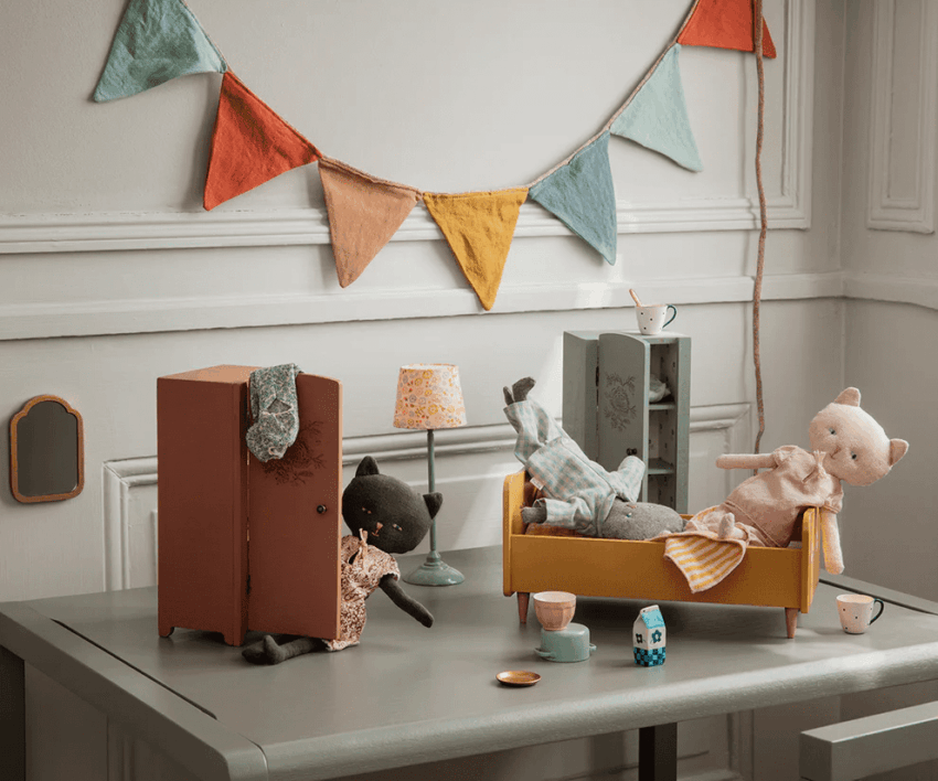maileg closet miniature grey/mint