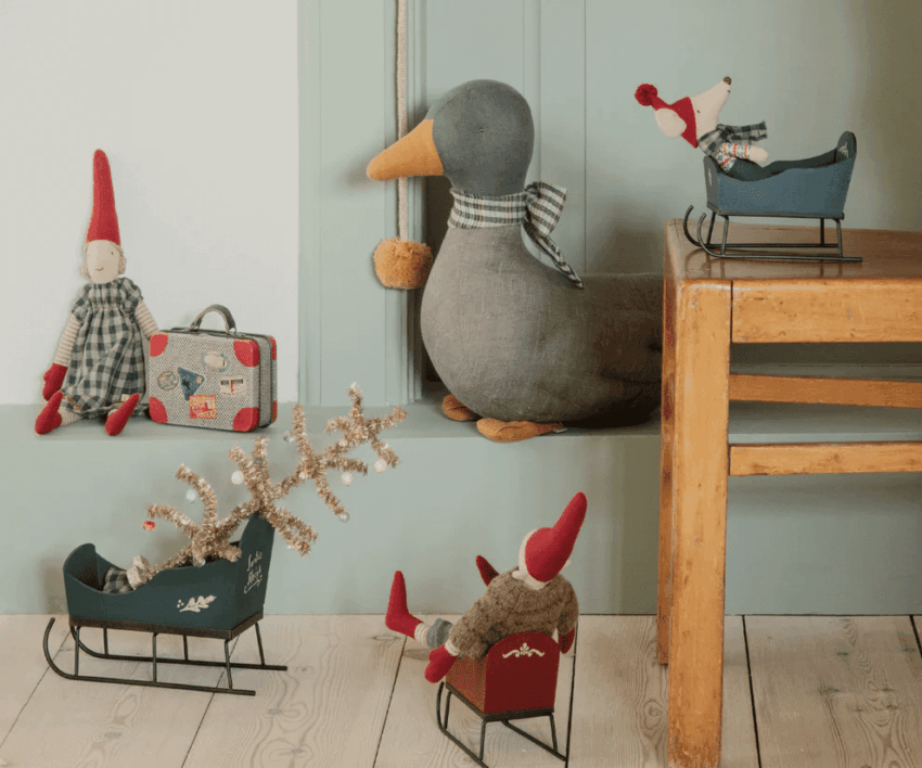 maileg sleigh, mouse red