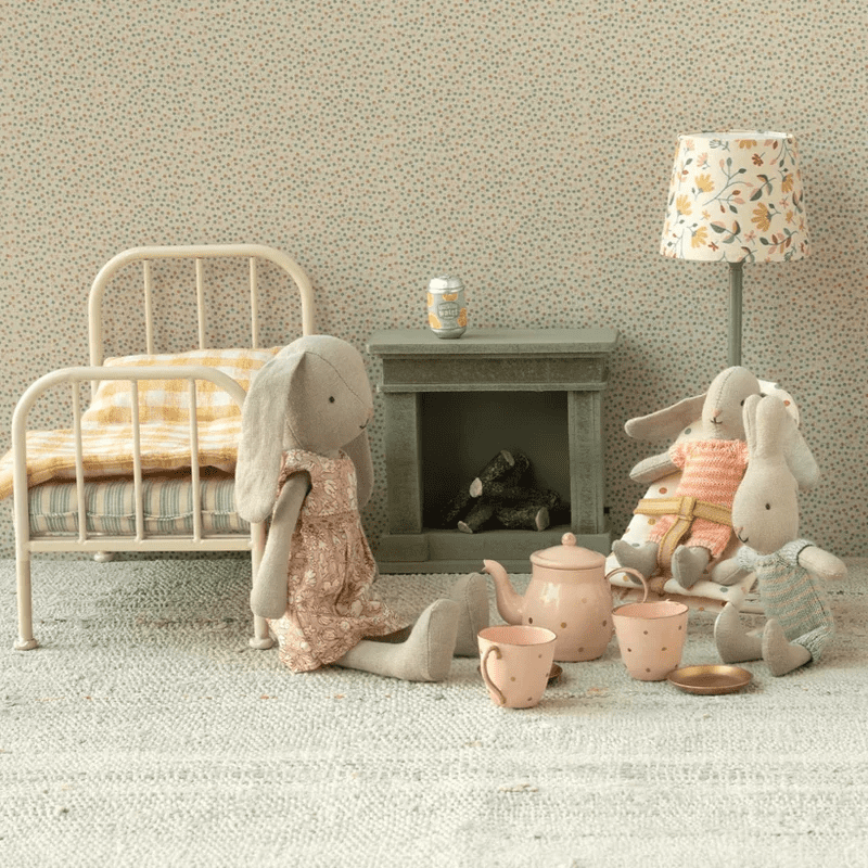 maileg fireplace vintage with light blue