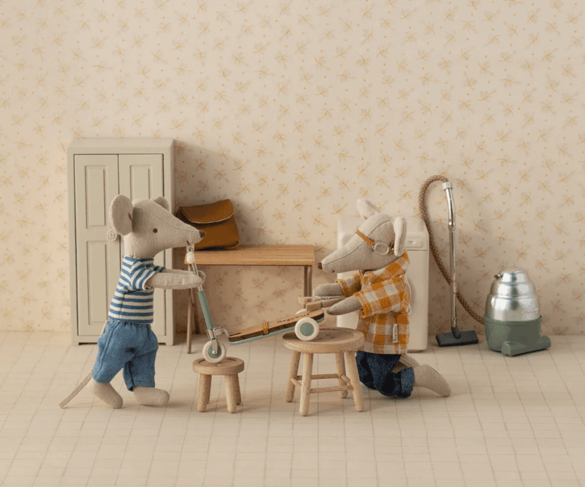 maileg vacuum cleaner, mouse