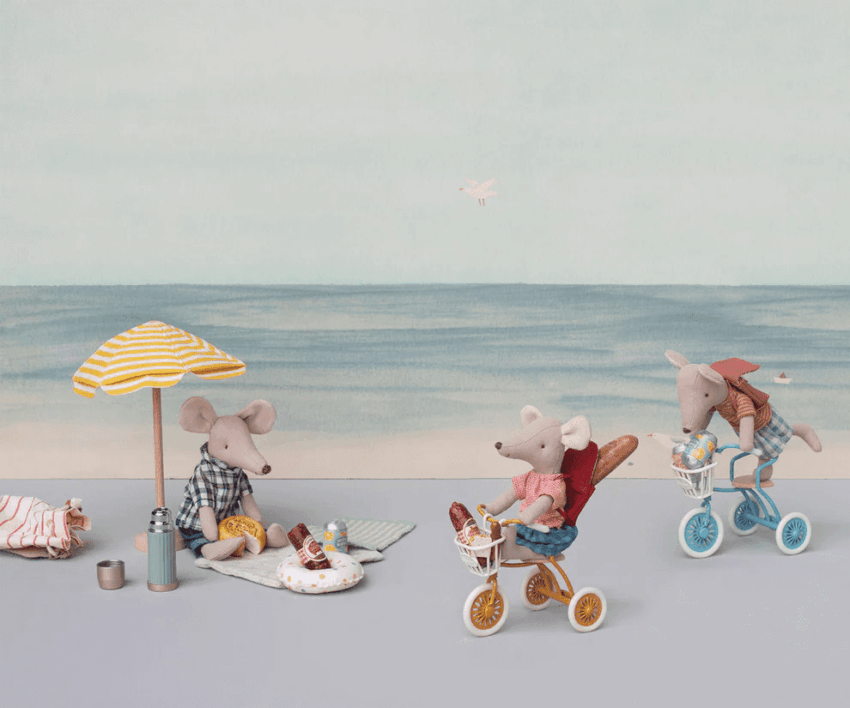 maileg tricycle basket, mouse