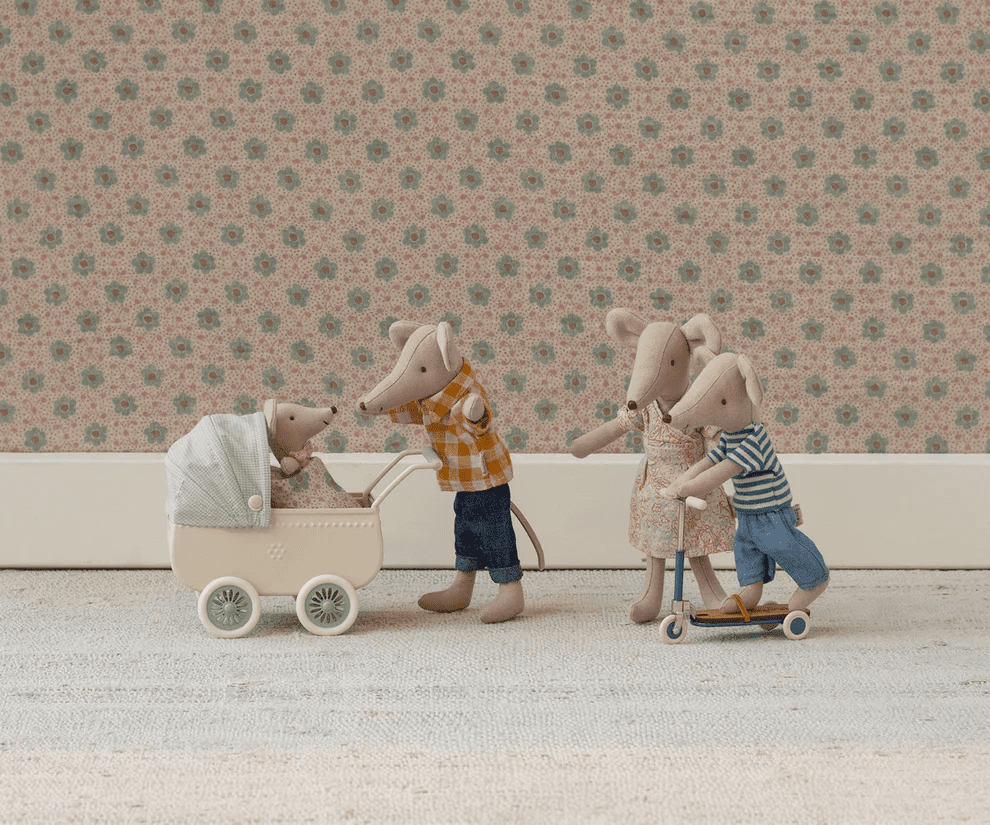 maileg pram with baby mouse mint
