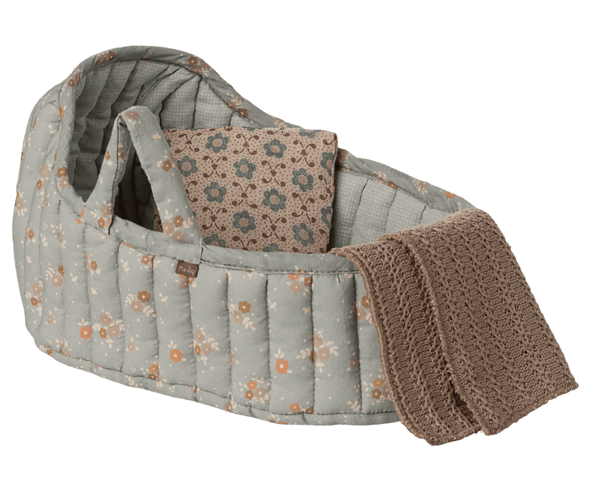 maileg carry cot, large blue