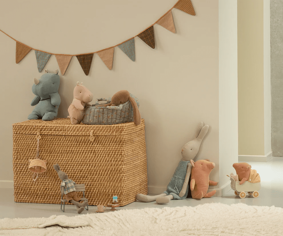 maileg carry cot, large blue