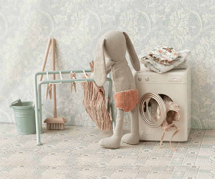 maileg bucket & mop