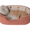 maileg cosy basket, medium coral