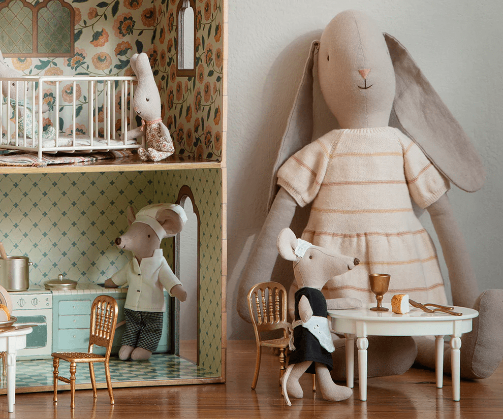 maileg maid mouse, big sister