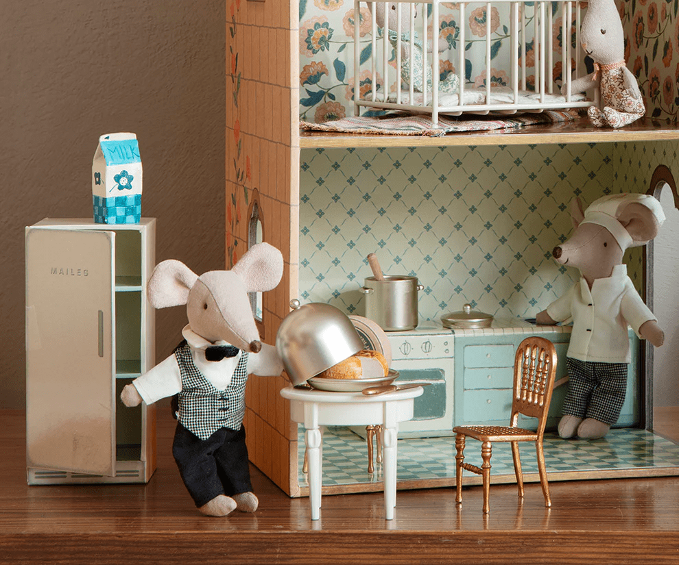 maileg waiter mouse, big brother