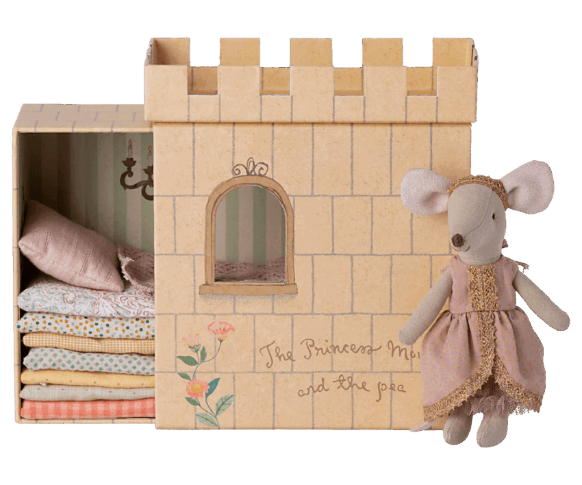 maileg princess and the pea, big sister mouse