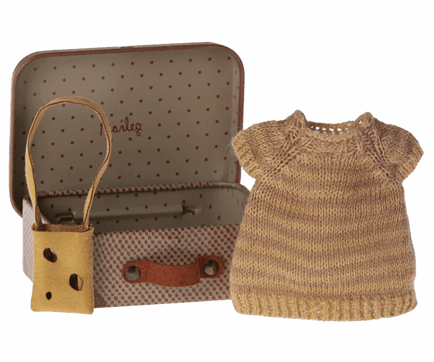 maileg knitted dress and bag in suitcase, big sister mouse