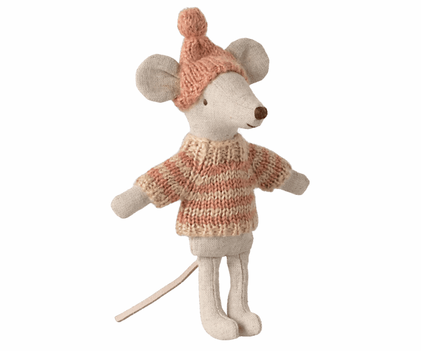 maileg knitted sweater and hat big sister mouse