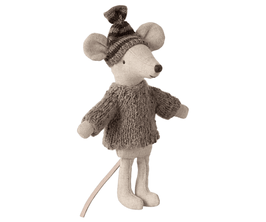 maileg knitted sweater and hat big brother mouse