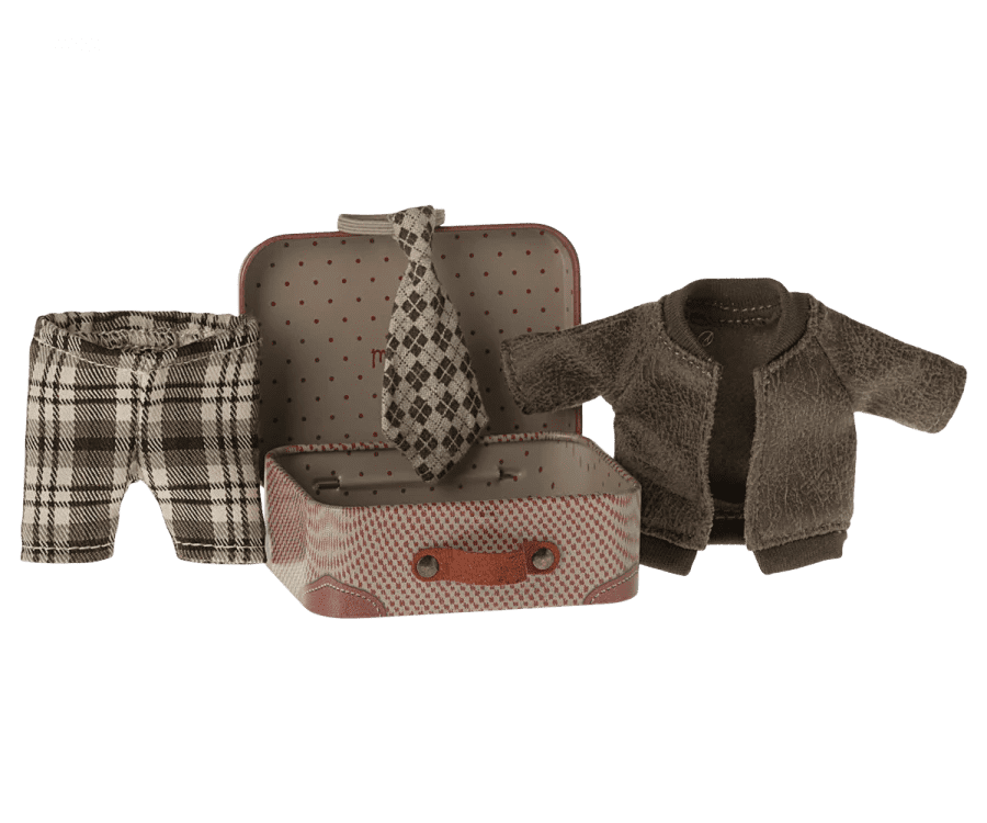 maileg jacket, pants and tie in suitcase, grandpa mouse