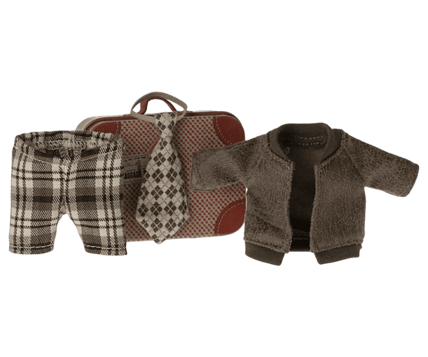 maileg jacket, pants and tie in suitcase, grandpa mouse