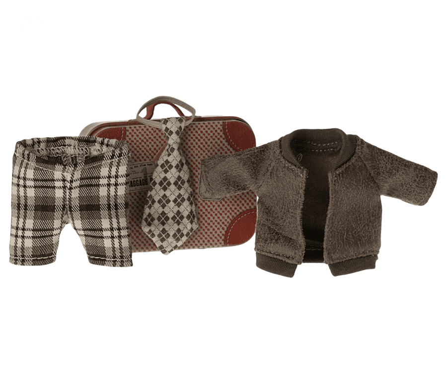 maileg jacket, pants and tie in suitcase, grandpa mouse