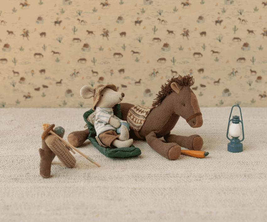 maileg hiker mouse, big brother stripes