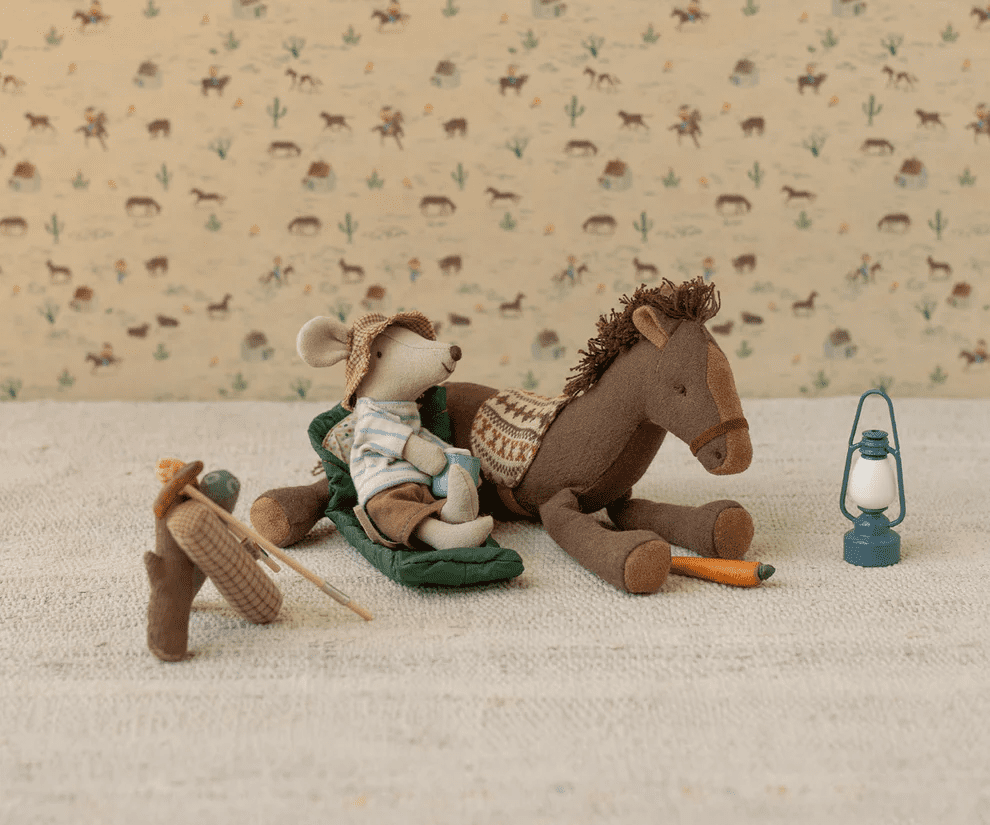 maileg hiker mouse, big brother stripes