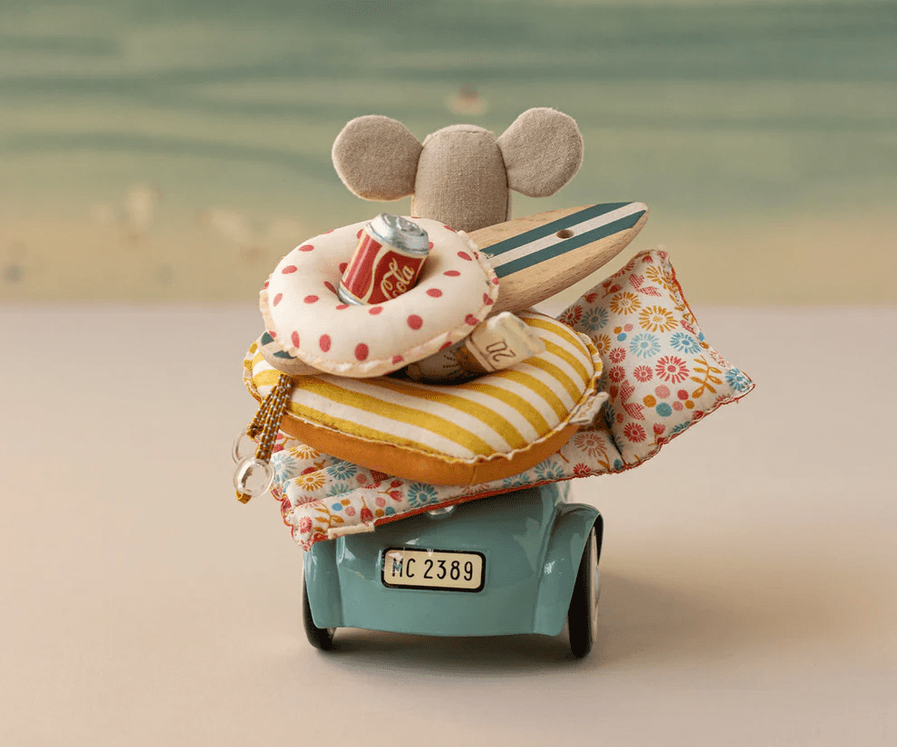 maileg mouse car light blue