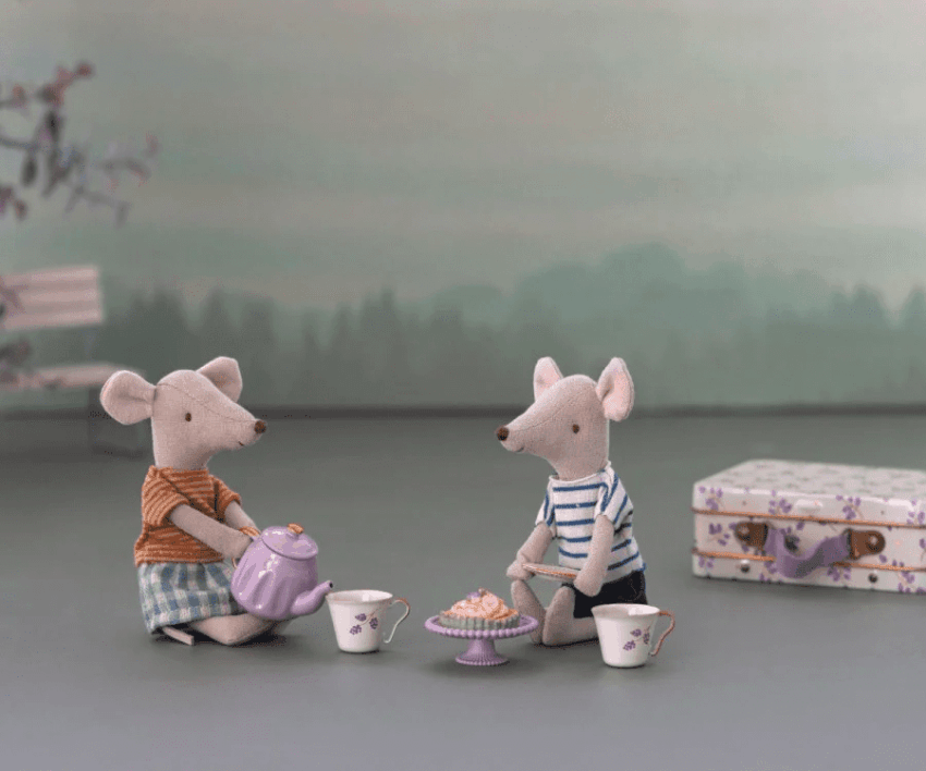 maileg afternoon treat, mouse purple madeleine
