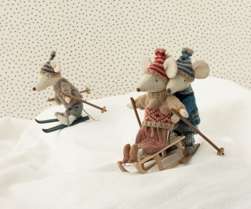 maileg sled, mouse