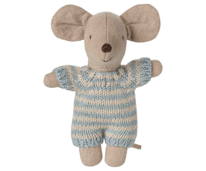 maileg baby mouse in carry cot blue