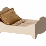 maileg wooden bed, mouse off white 16cm