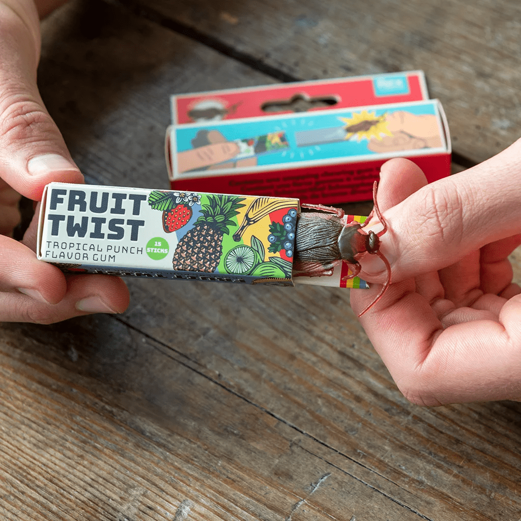 snap gum trick kakkerlak