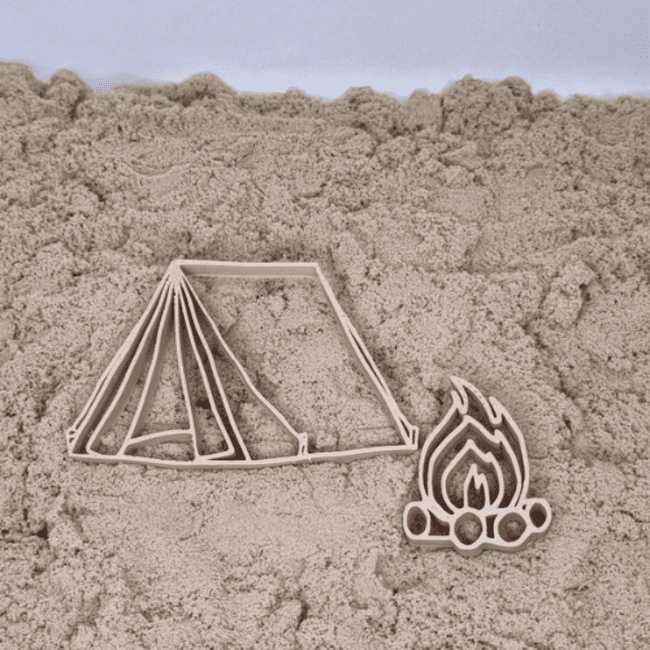 grennn uitstekers tent en kampvuur