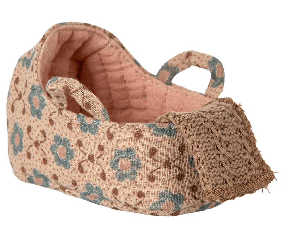 maileg carry cot, baby mouse rose