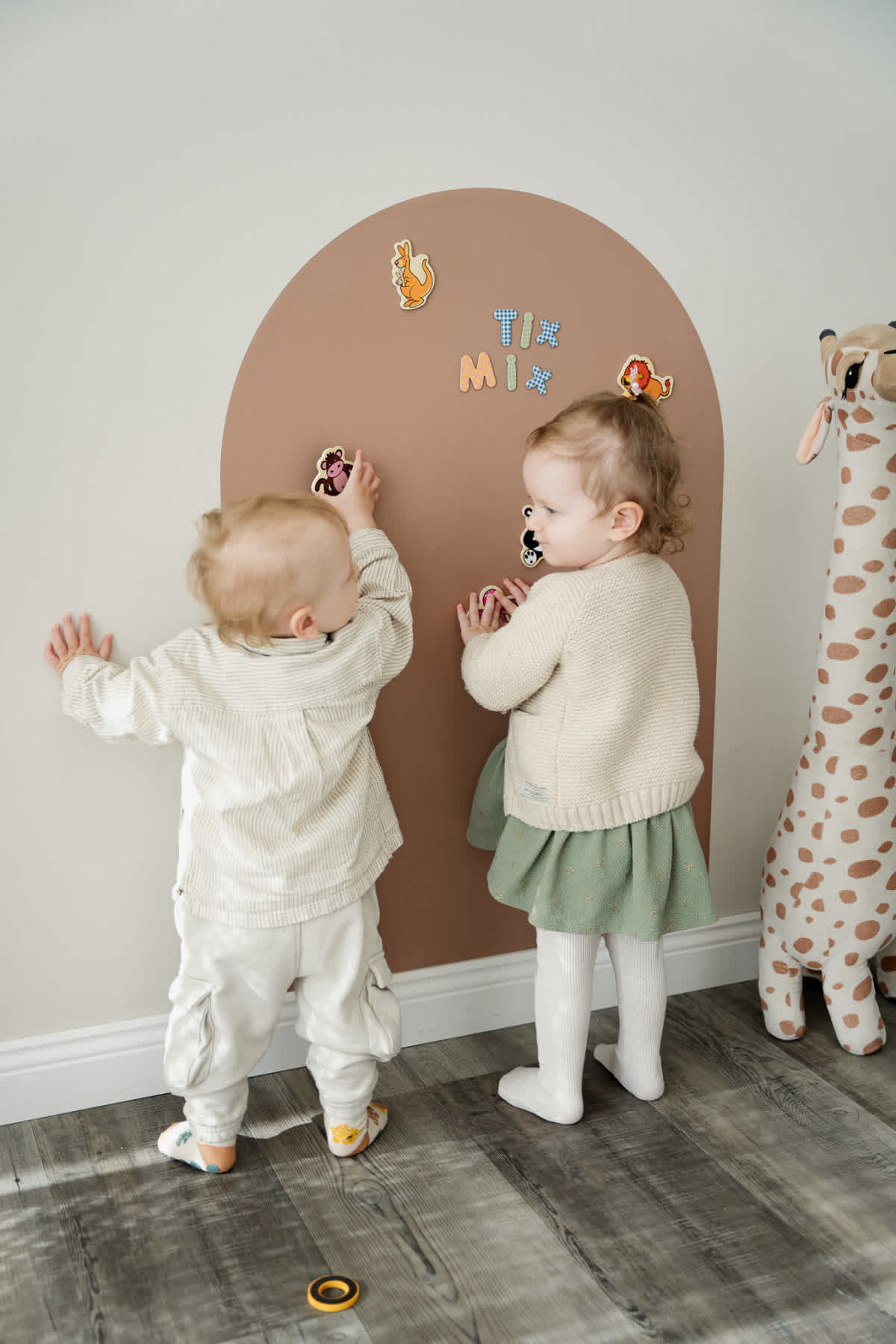 tix en mix magnetische muursticker magneetbord brown sugar + 2 krijtjes