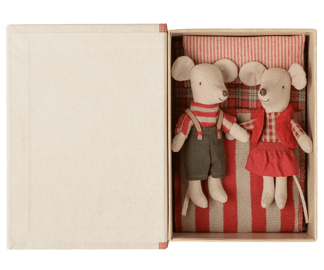 maileg christmas twin mice, little sister and little brother in book